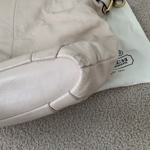 Coach Bag - Picture 4 of 15